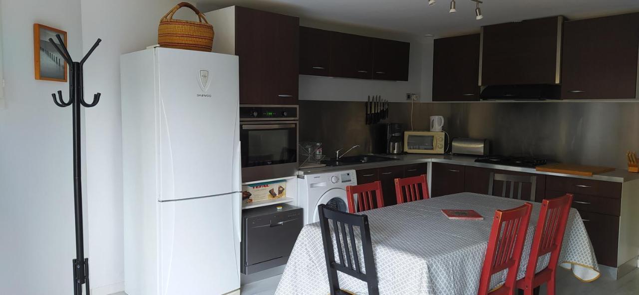 Les Mondes - Appartement Bas De Maison Ensues-la-Redonne Exterior foto